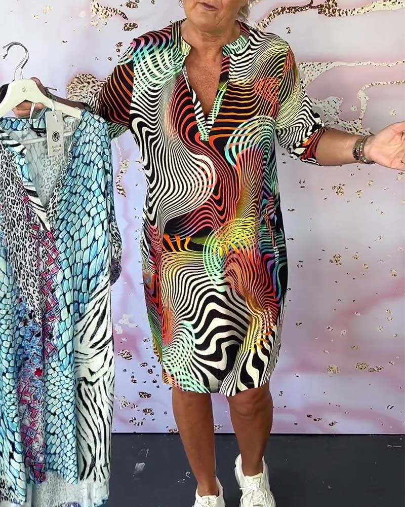 Bella™ | Colorful V-neck dress