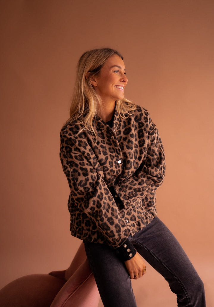 Luna™ | Trendy jacket with leopard print